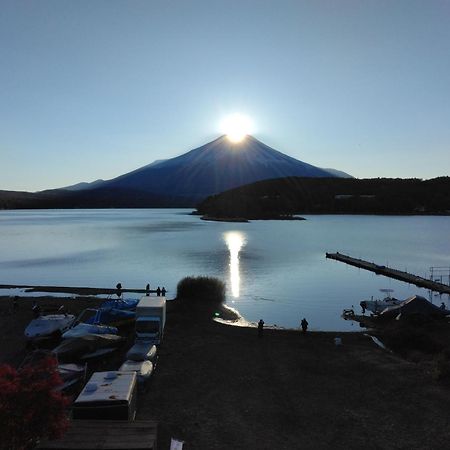 Tabist Lakeside In Fujinami Yamanakako Exterior foto